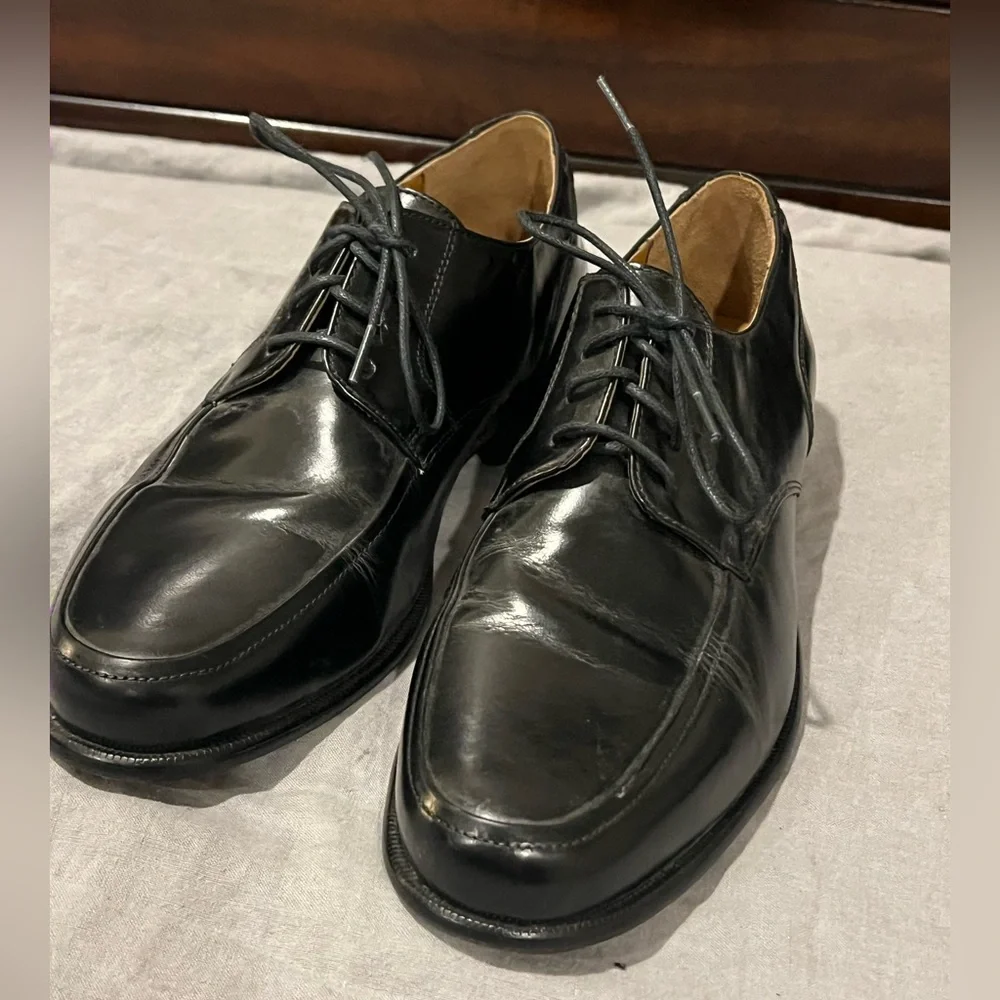 Dockers leather upper